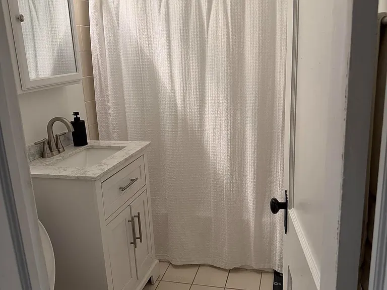939 Longfellow St NW #103 — Photo 7