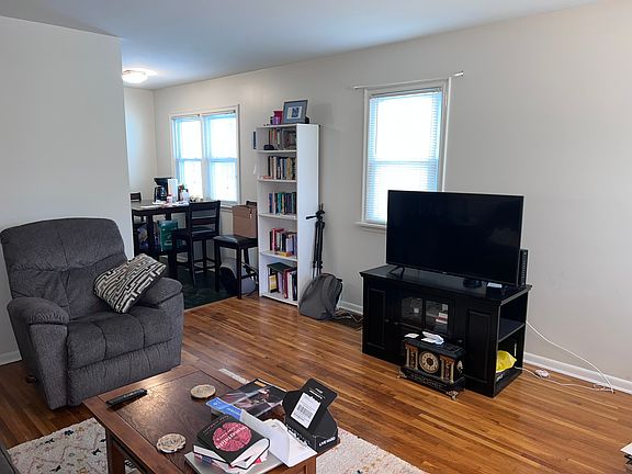 2 living room_05092023