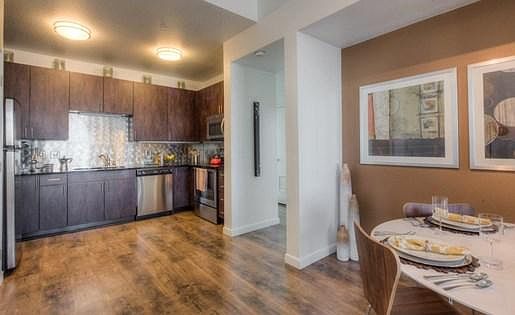 1st image of 2680 Roslyn St #M5wc9bprn