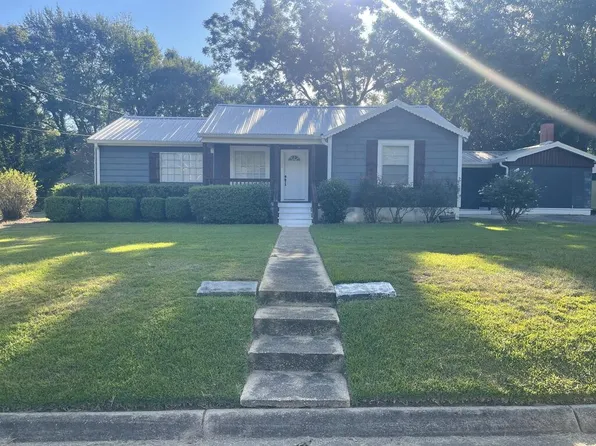 505 S Iroquois Ave, Dothan, AL 36301