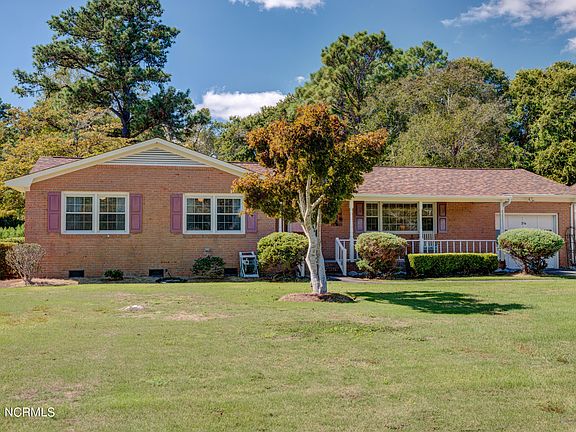 3rd image of 314 Johnston Drive