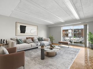 44 Broadlawn Park APT 17A, Chestnut Hill, MA 02467