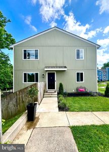 1054 Knight Ln, Herndon, VA, 20170