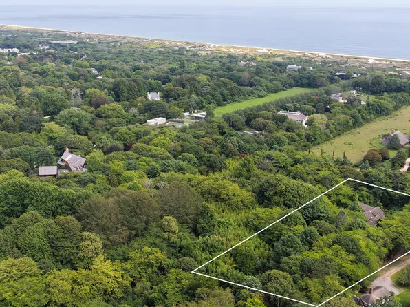 363 Further Ln, East Hampton, NY 11937
