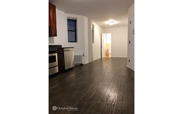 Rented by Douglas Elliman | media 4