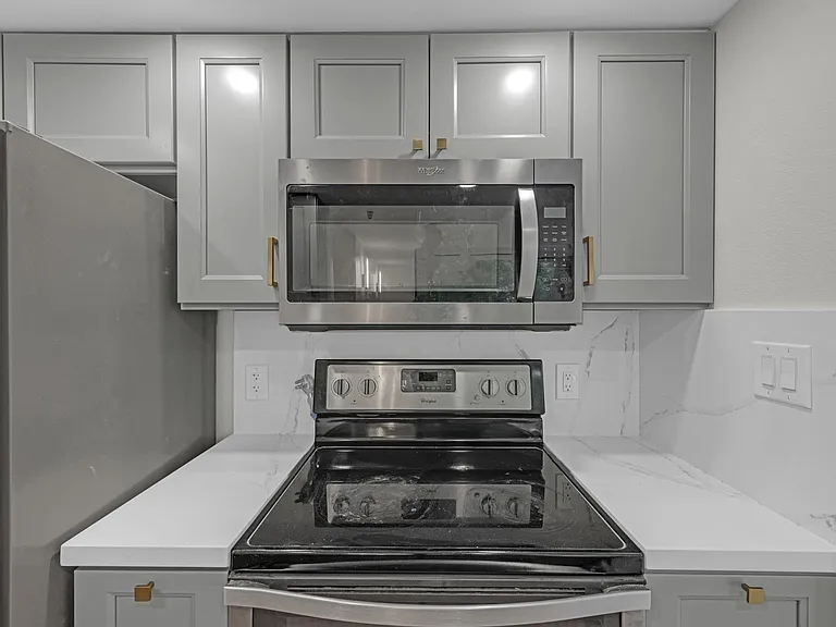 3525 Sage Rd #304 — Photo 15