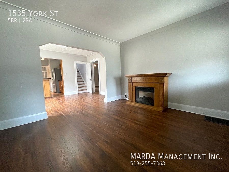 1st image of 1535 York St