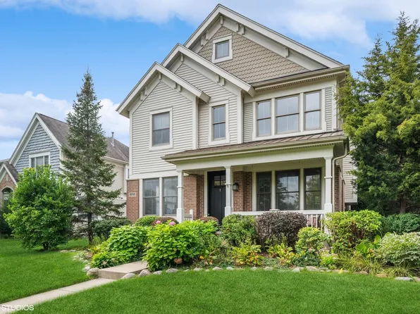1558 Fielding Dr, Glenview, IL 60026