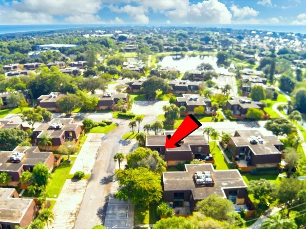 5714 SE Windsong Lane #327, Stuart, FL 34997