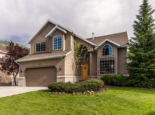 1802 E Gracey Ln, Sandy, UT 84092