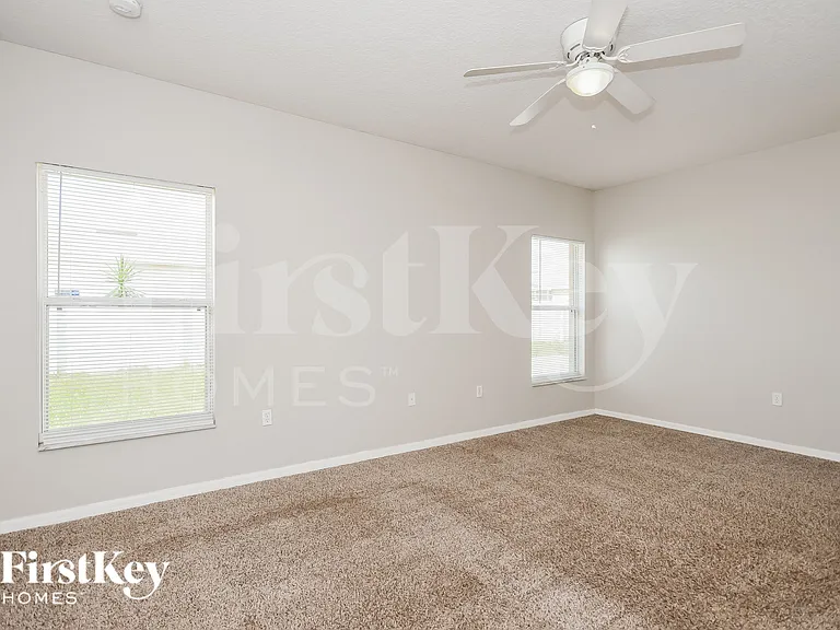 958 Cumberland Dr — Photo 9