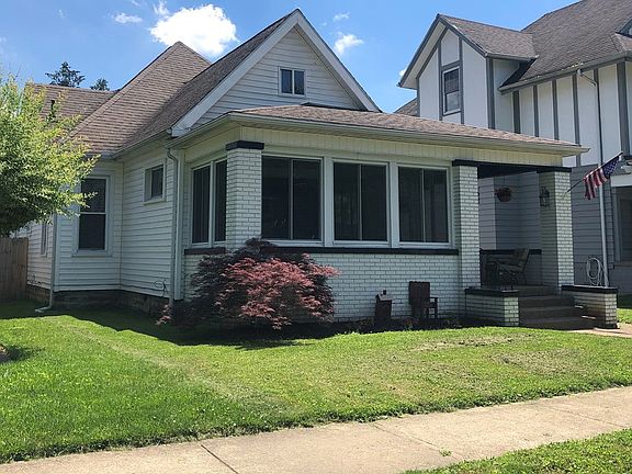 2nd image of 1912 Hutchins St