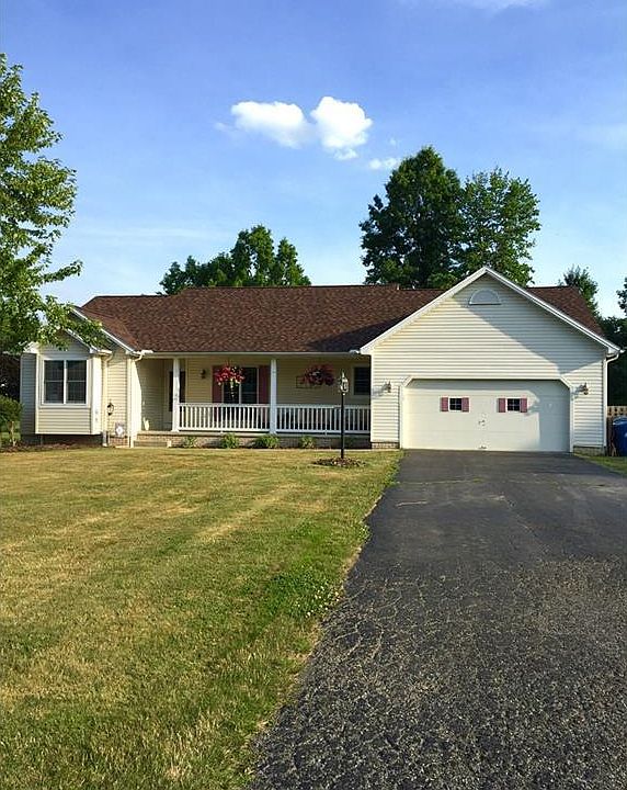 1st image of 1215 Mary Dr