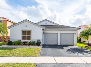 18538 NW 19th St, Pembroke Pines, FL 33029