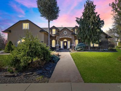 435 W Two Rivers Dr, Eagle, ID, 83616