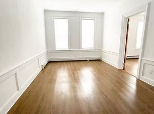 15 Roff St, Staten Island, NY 10304