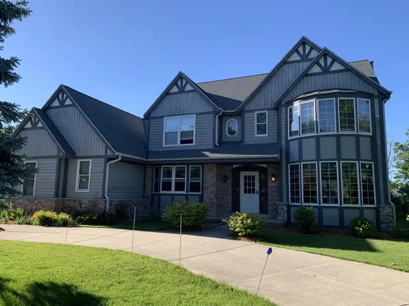13180 West North LANE, New Berlin, WI 53151