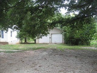 2nd image of 443 Smith Mill Rd