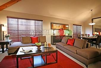 5th image of 2585 N Beachwood Dr APT B