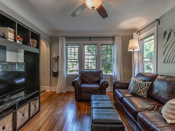 5th image of 600 N Hayford Ave