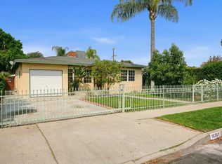 18701 Cohasset St, Reseda, CA 91335