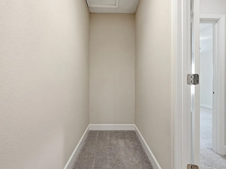 503 Arbor Lake Dr — Photo 32