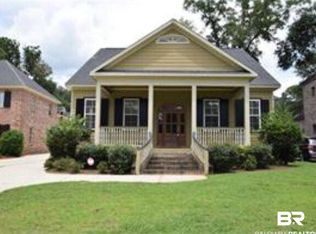 61 Hawthorne Pl, Mobile, AL 36608
