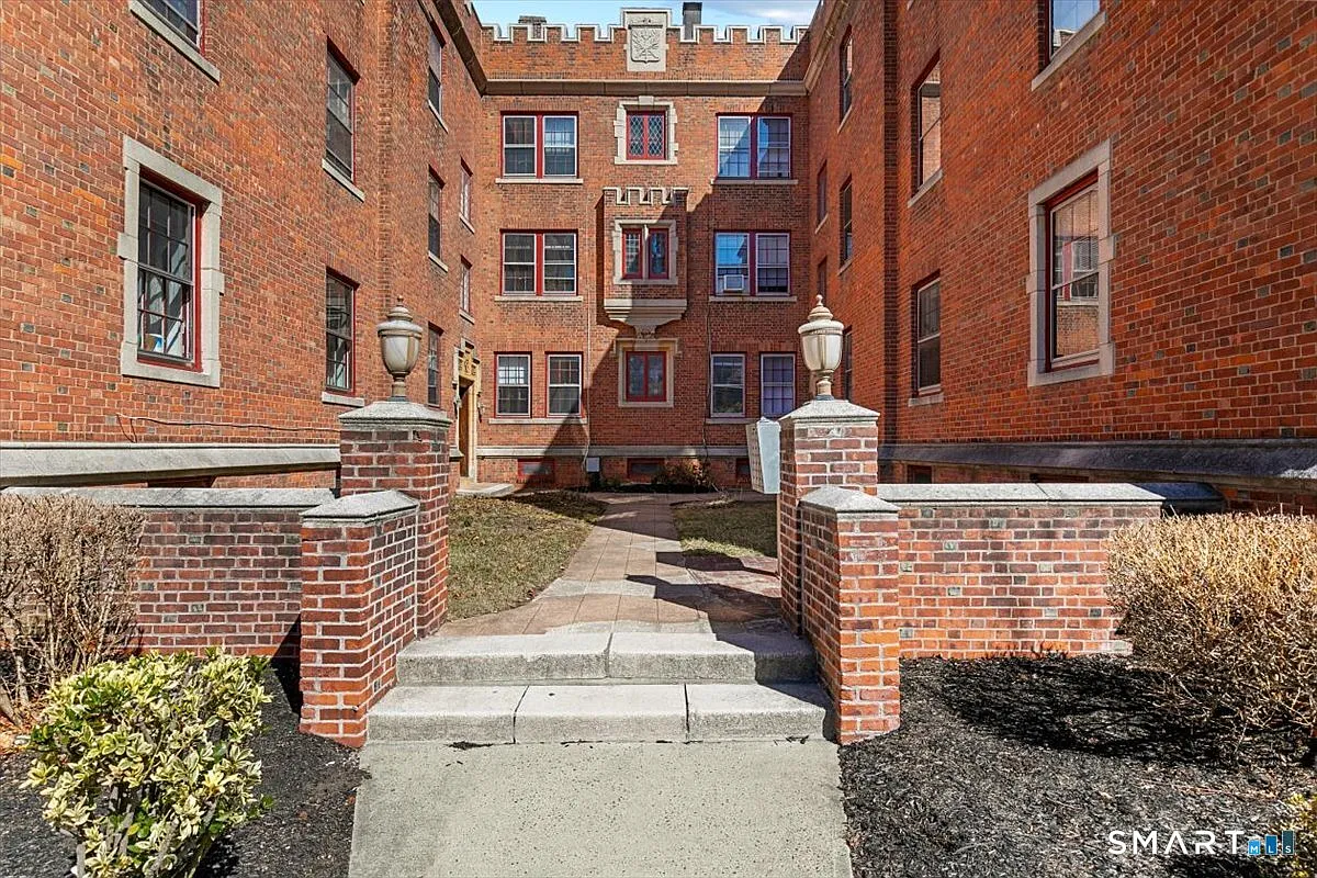 Building Photo - 151 Cold Spring St #A5