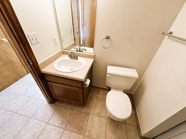 10542 Holyoke Dr — Photo 10