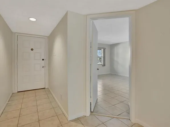 1000 SW 125th Ave APT 314N, Pembroke Pines, FL 33027