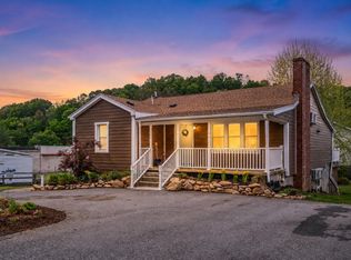 217 W 28th St, Buena Vista, VA 24416