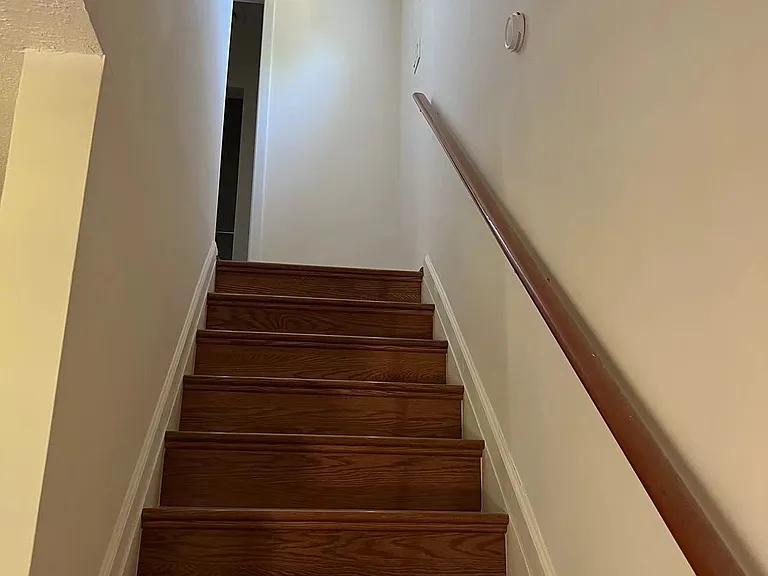 2037 Dewey Dr — Photo 5