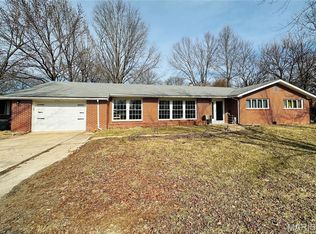 515 W James Blvd, Saint James, MO 65559