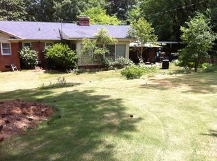 3830 Barclay Downs Dr, Charlotte, NC 28209