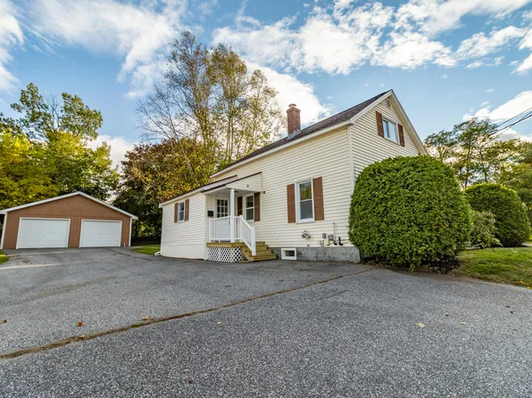 34 Flanders Street, Auburn, ME 04210