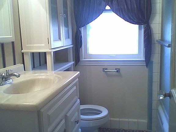 First floor bathroom 