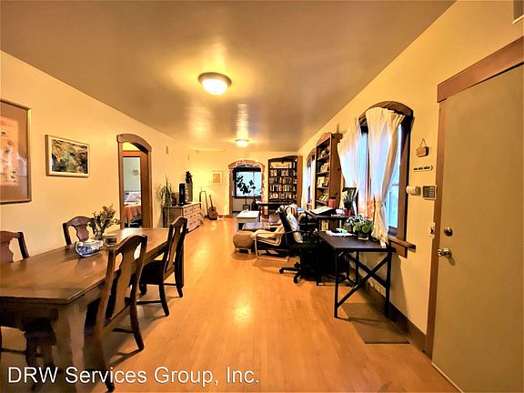3rd image of 3718 Vermont St