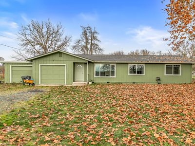 100 Minthorne Rd, Rogue River, OR, 97537