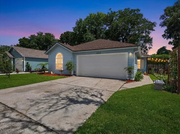 1343 Munson Cove Dr, Jacksonville, FL 32233