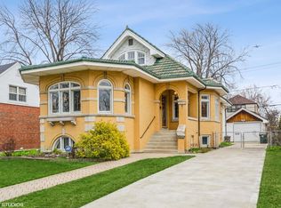 1821 S Vine Ave, Park Ridge, IL 60068