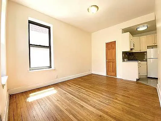 Rented by Compass | media 3