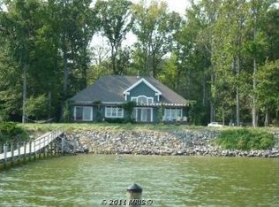 591 Yankee Point Rd, Lancaster, VA 22503