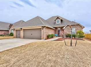 9809 NW 138th Ter, Yukon, OK 73099