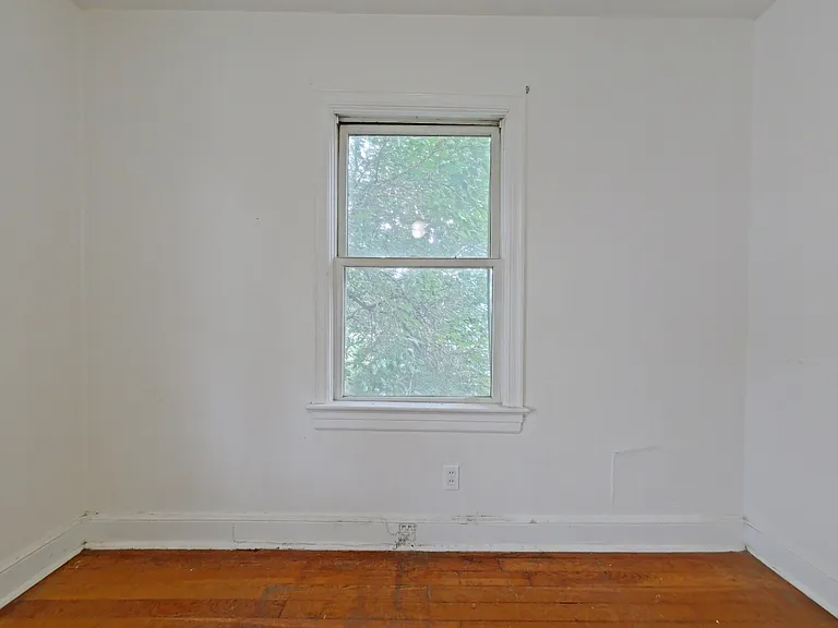 401 Chestnut Dr #A — Photo 8