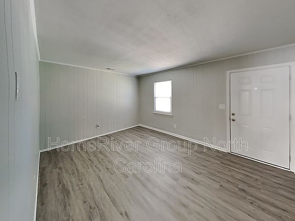 4th image of 501 Tipperary Dr