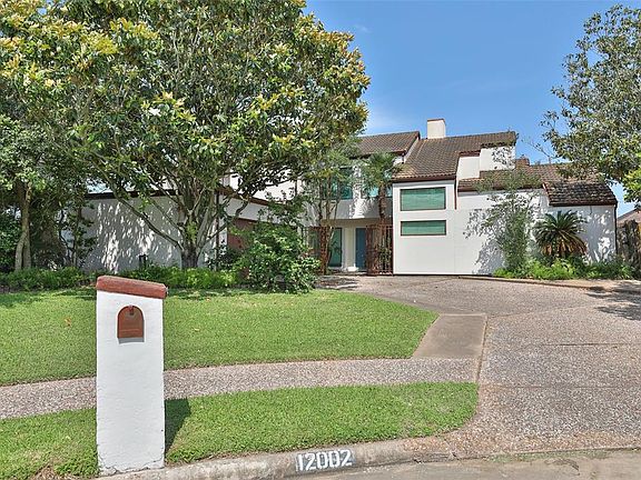 4th image of 12002 S Circle Dr