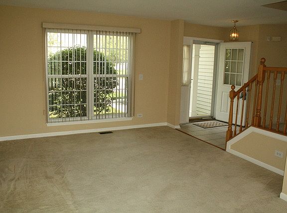 3rd image of 2431 Meadowsedge Ln