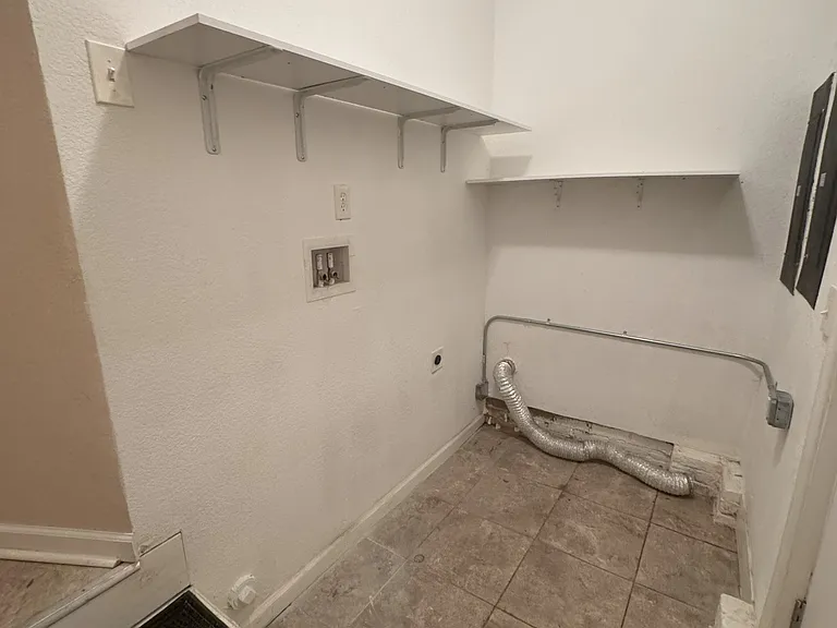 4654 Bankhead Ave — Photo 18