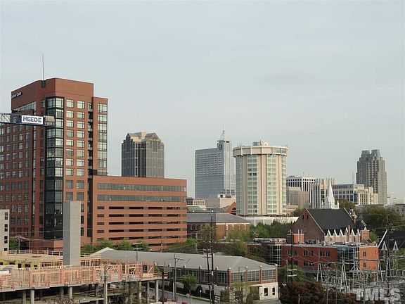 Balcany View