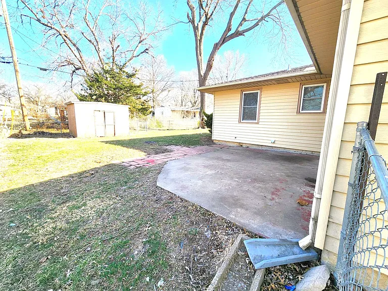 3612 SW Kerry Ave — Photo 16